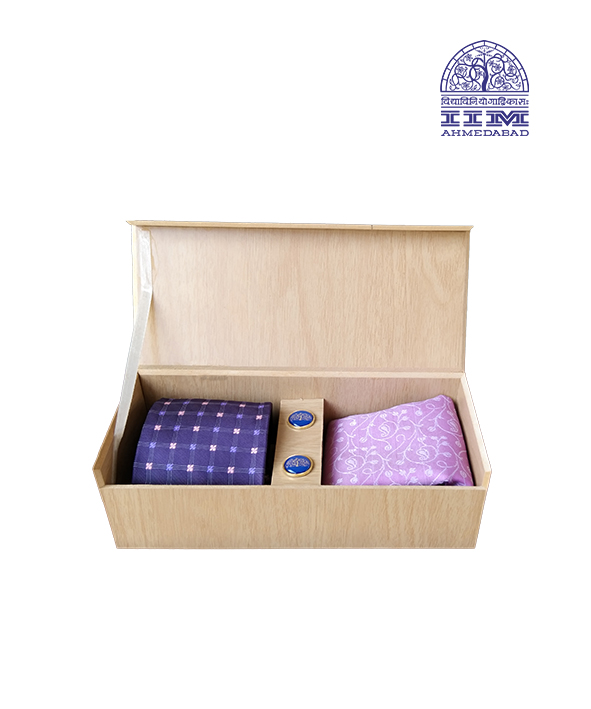 TIE SET- WOODEN BOX